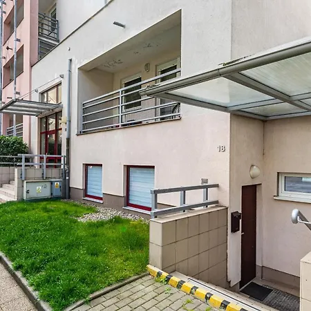 Apartament Okrzei Apartment *